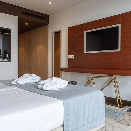 Pena Park 4*