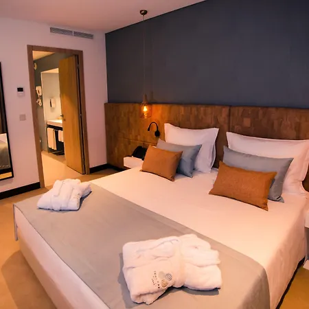 Hotel Pena Park Ribeira de Pena