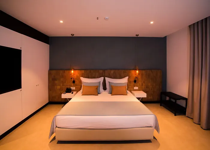 Hotel Pena Park Ribeira de Pena